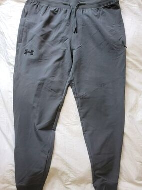Mens Under Armour Fitted heat Gear Sweat Pants XL Gray Gym Wear Joggers